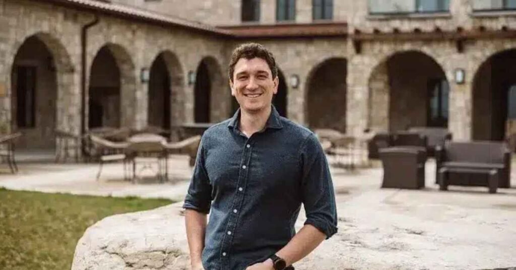 Supporting Your Favorite Stars the Right Way