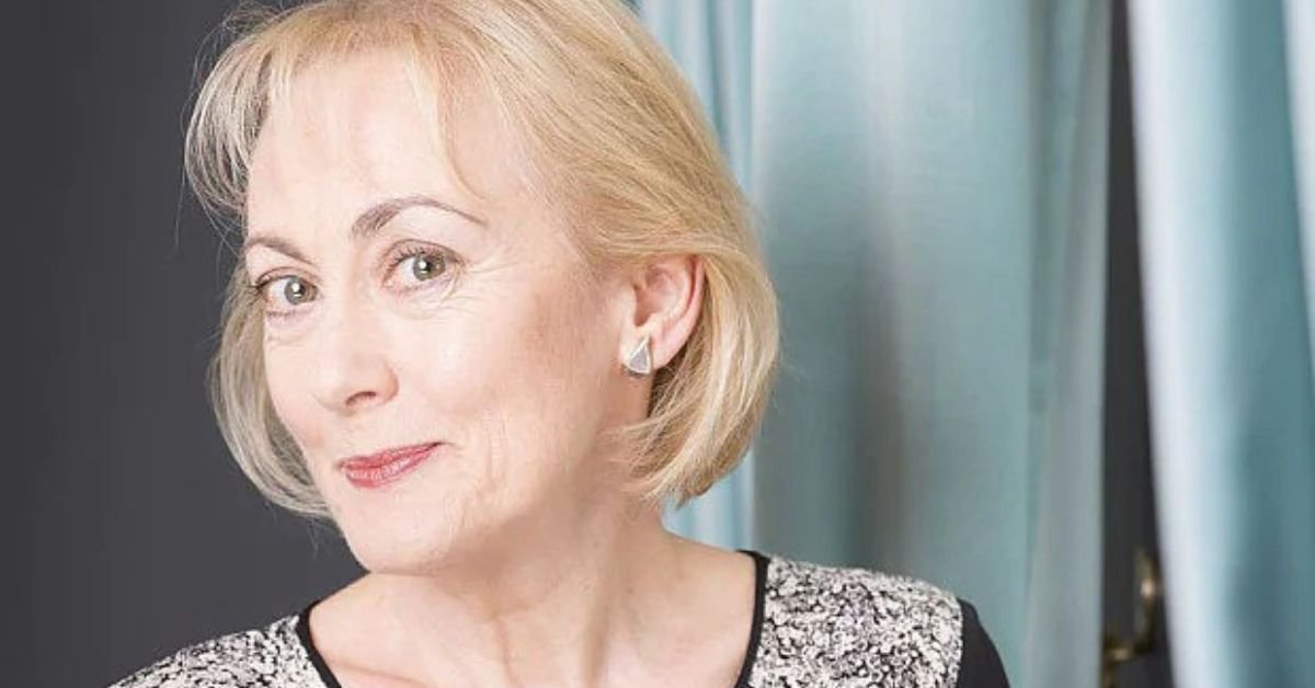 paula wilcox net worth